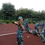 卢泓村