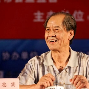 陈忠实